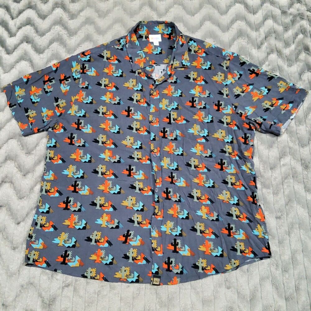 Lularoe Mens Size XL Gray Short Sleeve Western Cactus Button Up Shirt